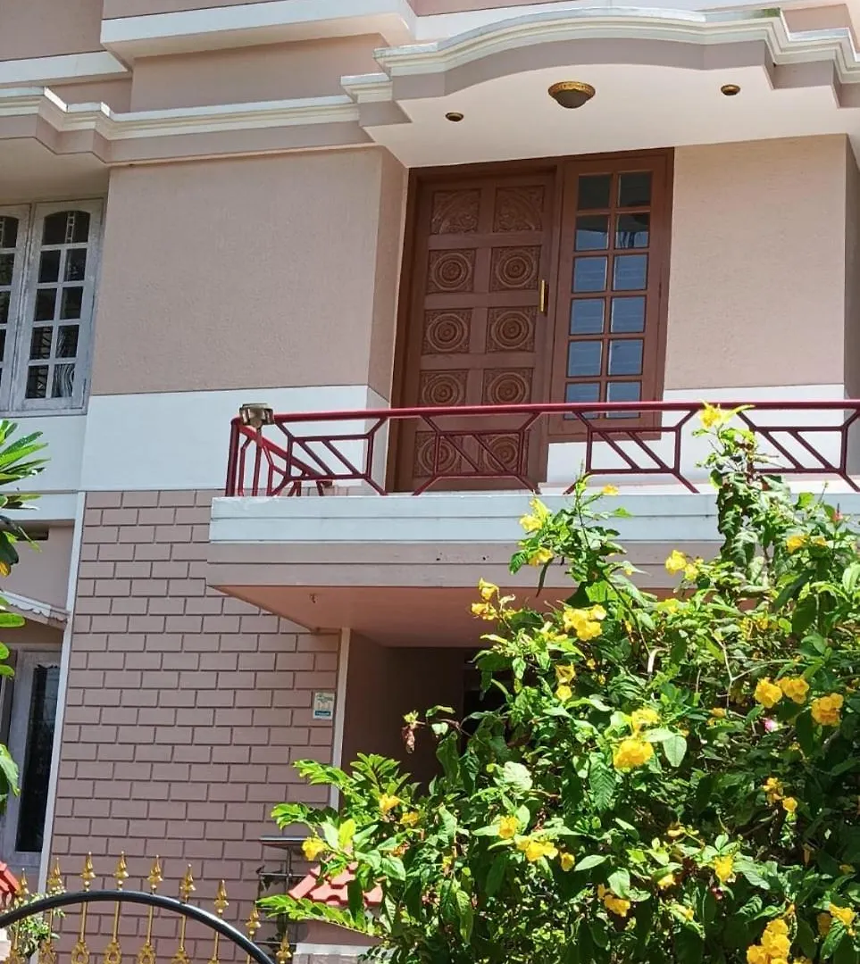 St Apartment Kovalam